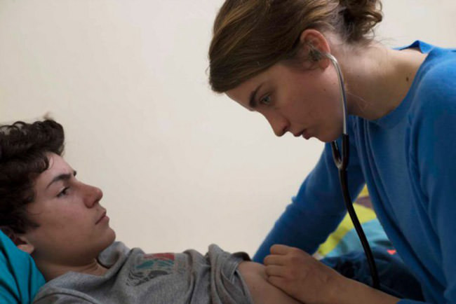 Adèle Haenel dans La Fille Inconnue des frères Dardenne