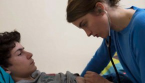 Adèle Haenel dans La Fille Inconnue des frères Dardenne