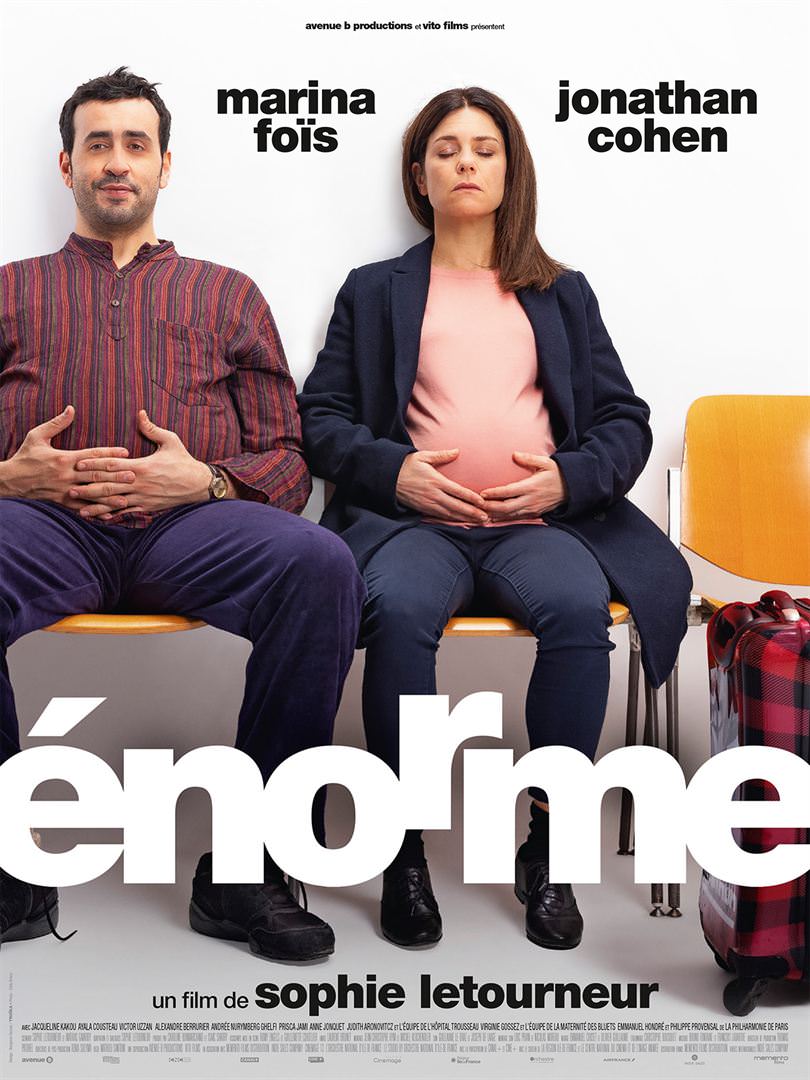 Enorme de Sophie Letourneur